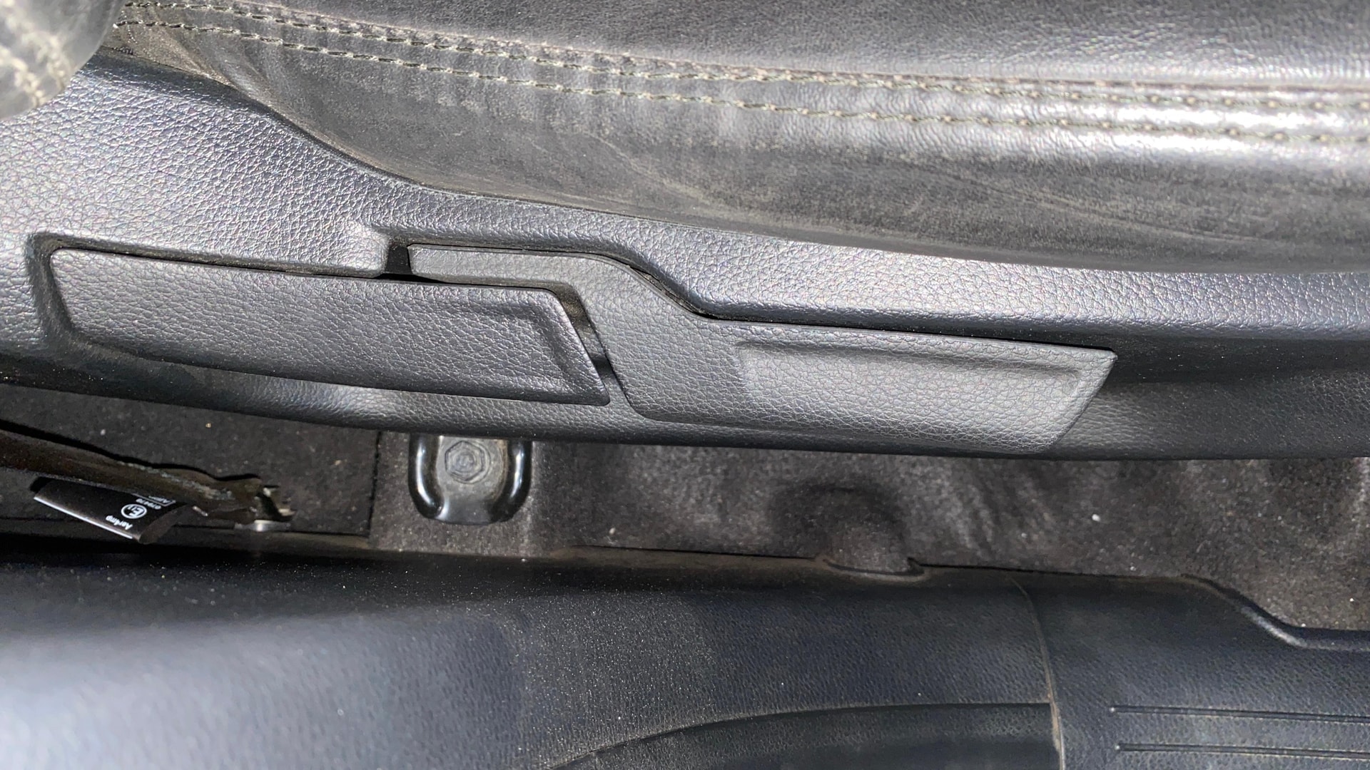 View 2023 Kia Sonet HTE Petrol Image 19 Used 2023 Kia Sonet HTE Petrol Image 19