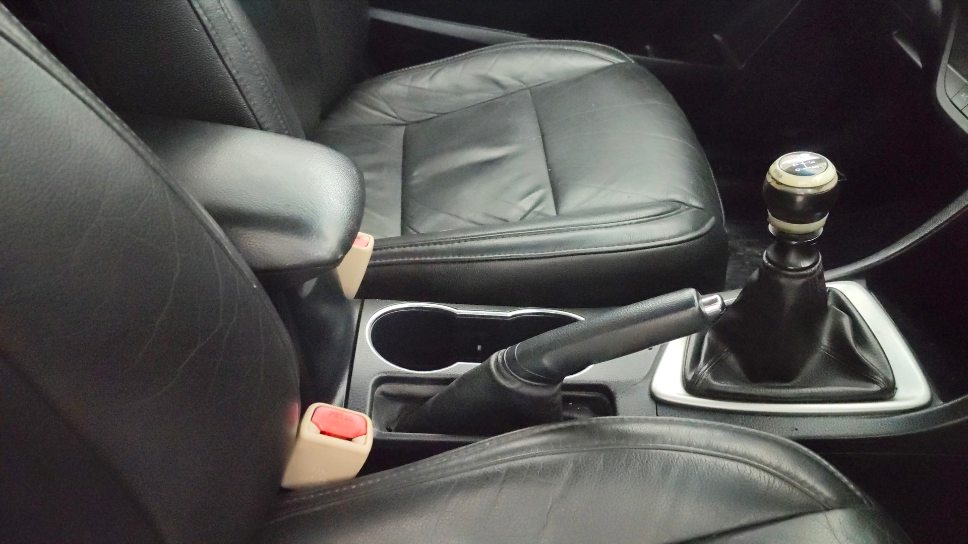 View 2016 Toyota Corolla Altis 1.8 G Image 38 Used 2016 Toyota Corolla Altis 1.8 G Image 38