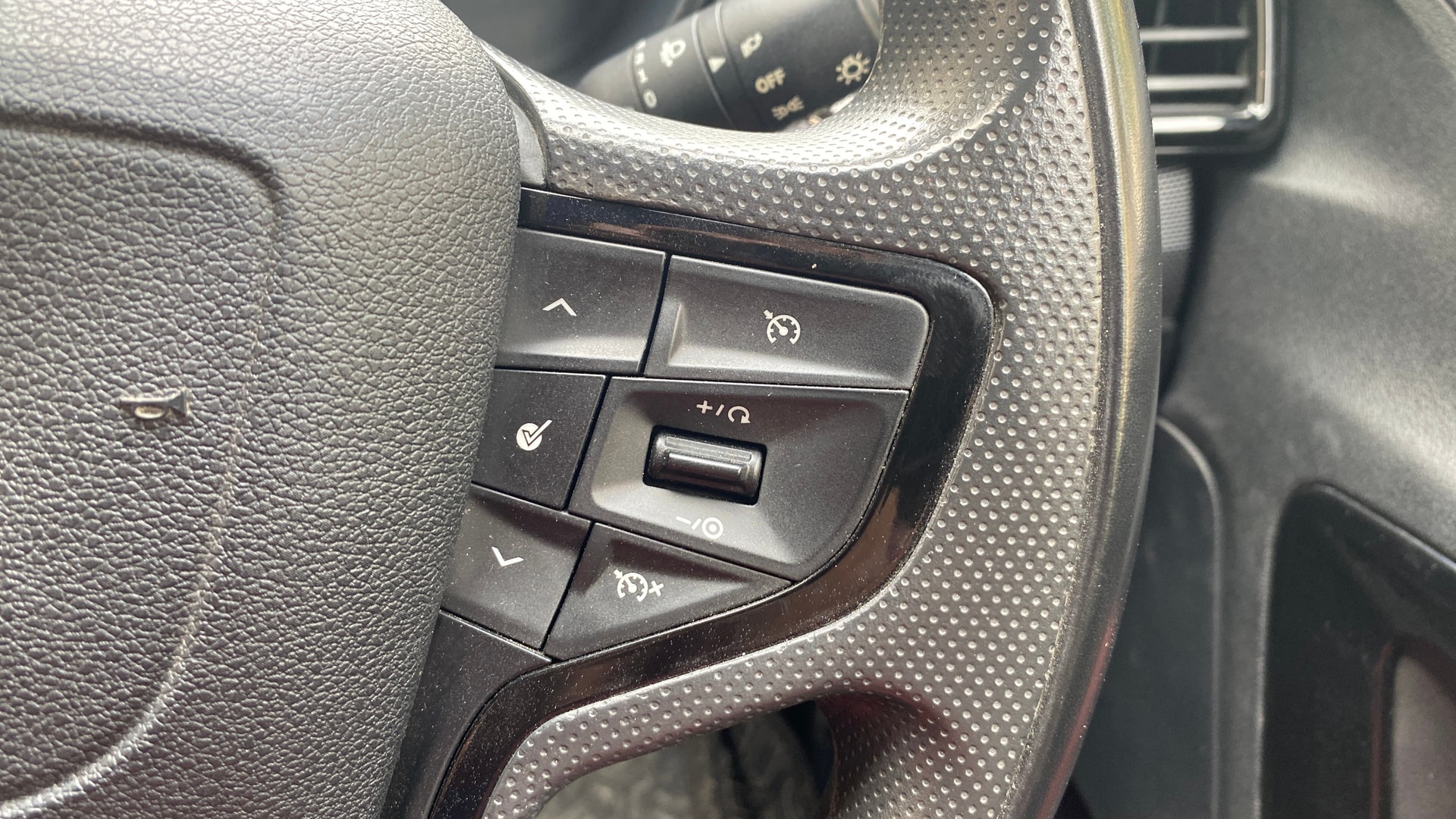 Used 2023 Tata Harrier Used 2023 Tata Harrier