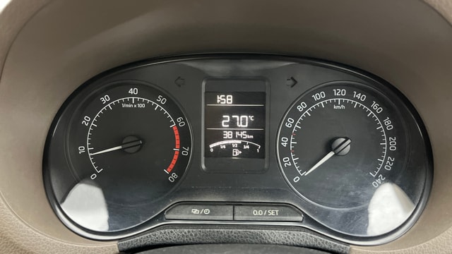 View Skoda Rapid Image 33 Used Skoda Rapid Image 33