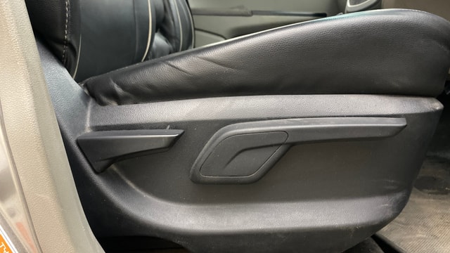 View Mahindra KUV100 Image 18 Used Mahindra KUV100 Image 18