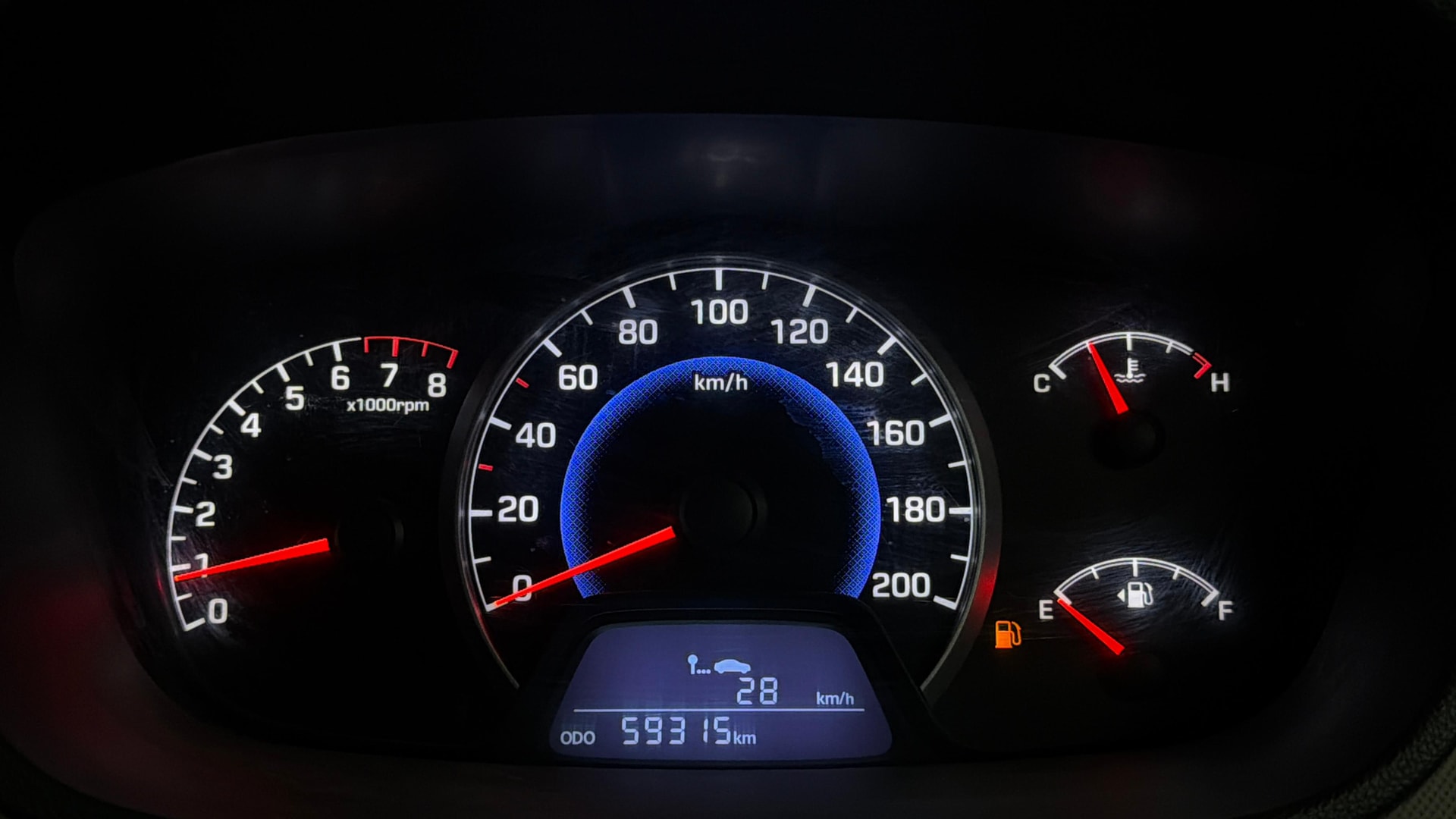 View 2015 Hyundai Grand i10 Sportz 1.2 Kappa Image 33 Used 2015 Hyundai Grand i10 Sportz 1.2 Kappa Image 33