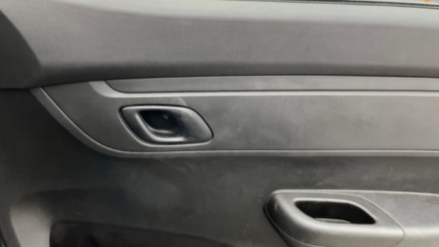 View Renault Kwid Image 33 Used Renault Kwid Image 33