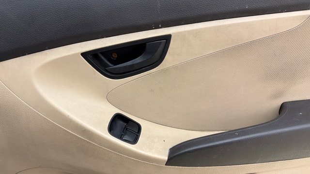 View Hyundai EON Image 32 Used Hyundai EON Image 32