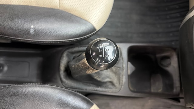 View Hyundai EON Image 37 Used Hyundai EON Image 37