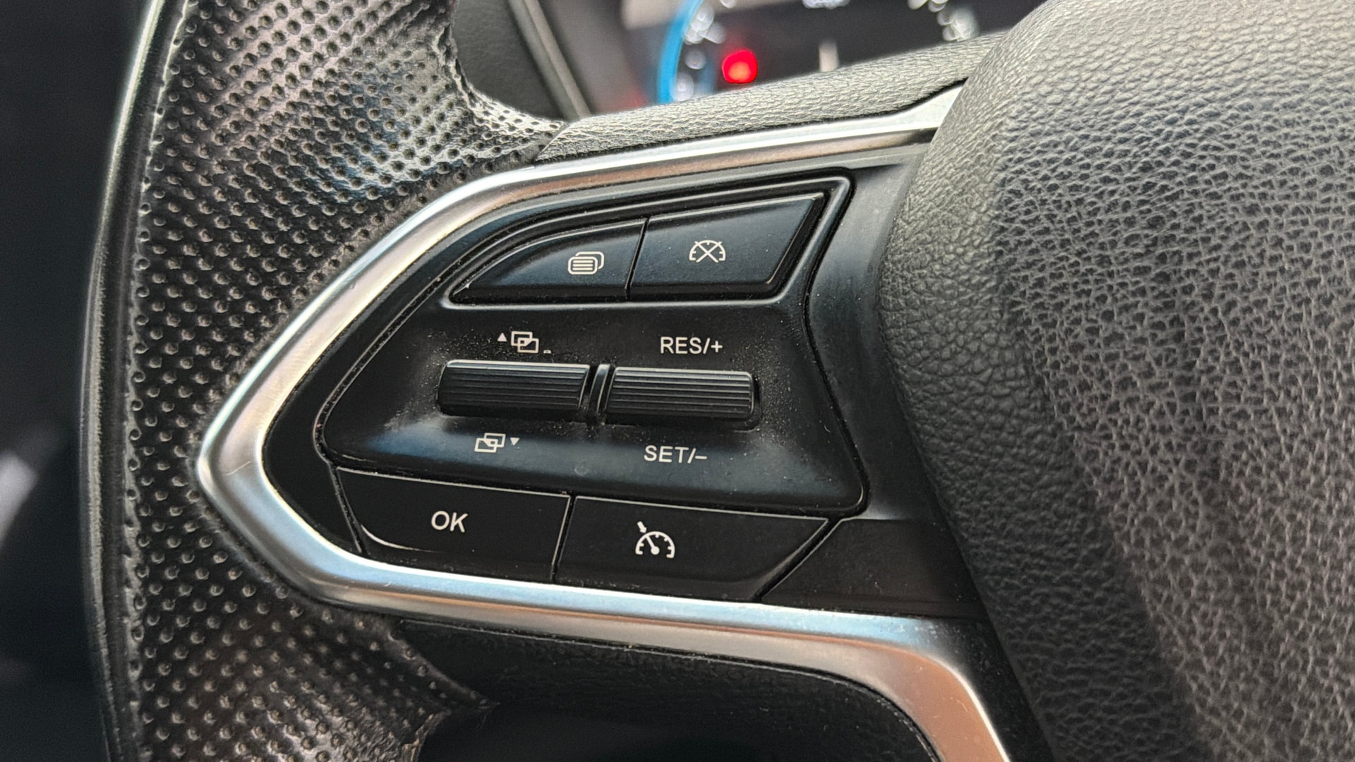 View 2019 MG Hector Sharp Hybrid BS IV Image 3 Used 2019 MG Hector Sharp Hybrid BS IV Image 3