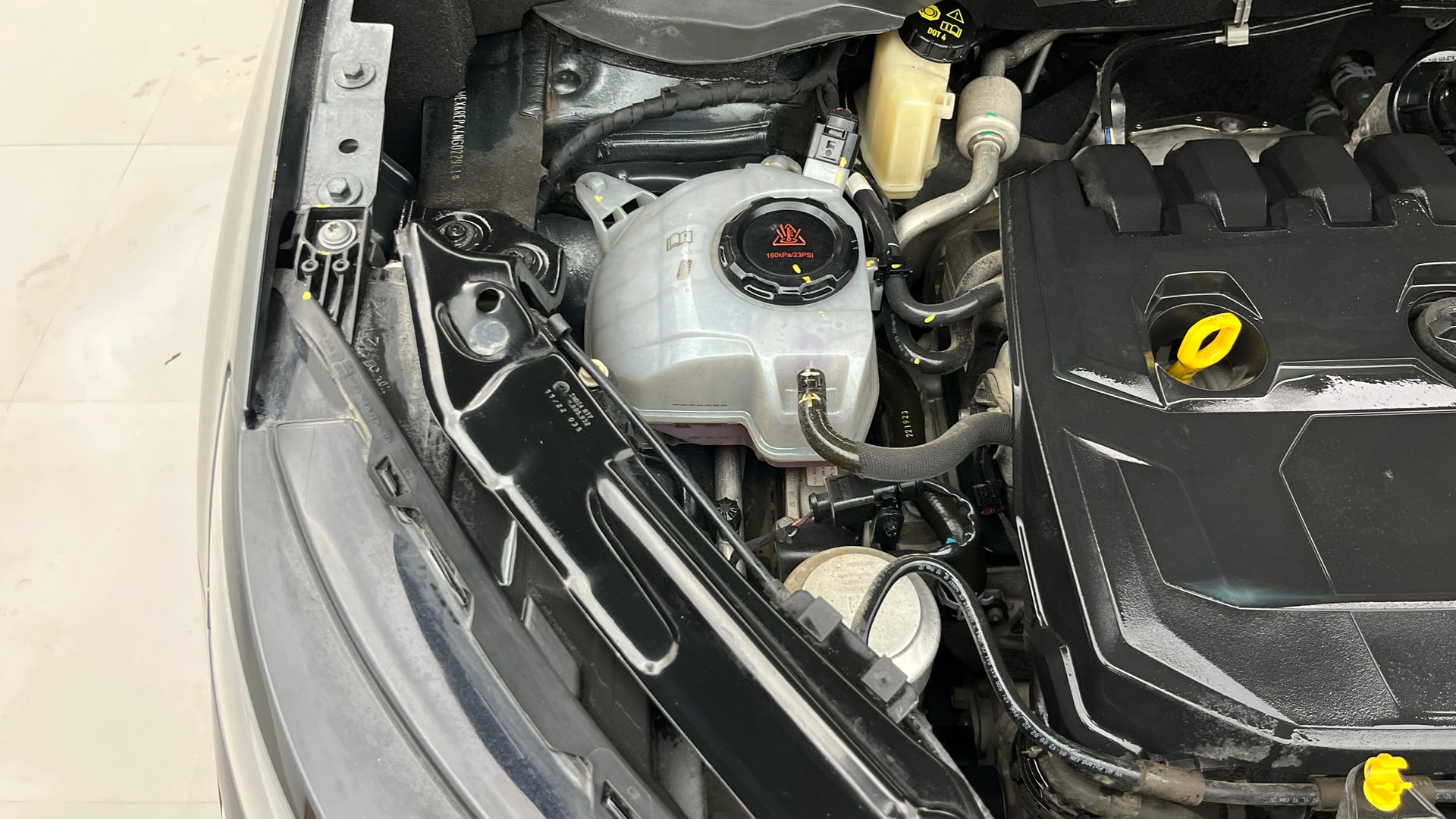 View 2022 Skoda Kushaq Style 1.5 TSI AT Image 25 Used 2022 Skoda Kushaq Style 1.5 TSI AT Image 25