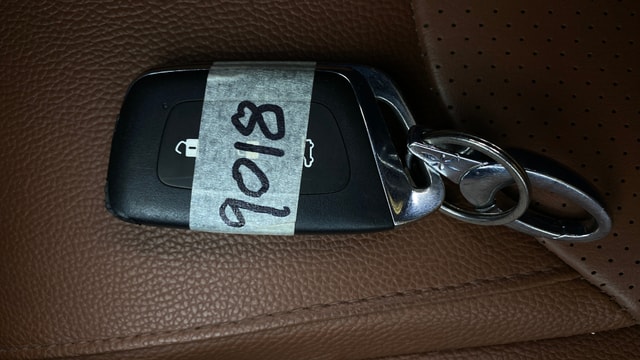 View MG Hector Plus Image 20 Used MG Hector Plus Image 20