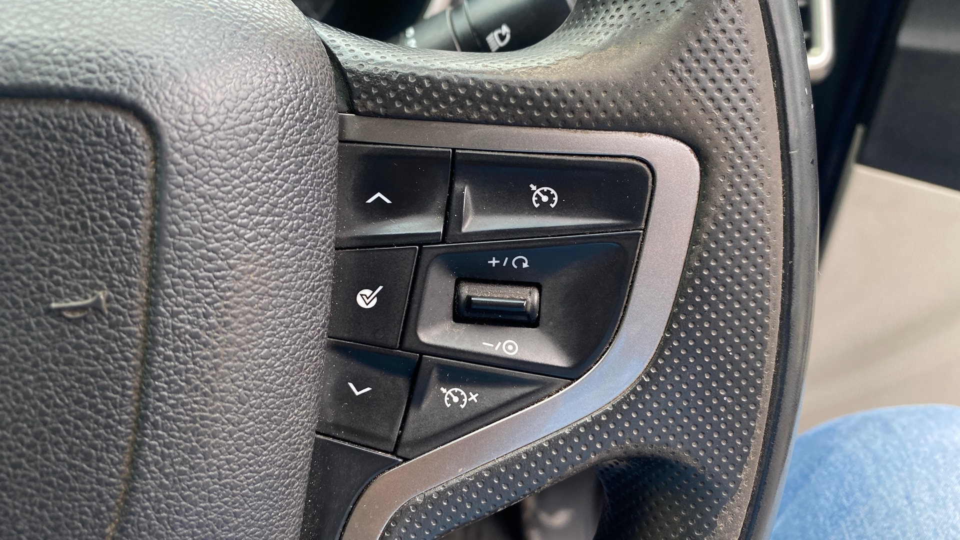 Used 2021 Tata Safari Used 2021 Tata Safari
