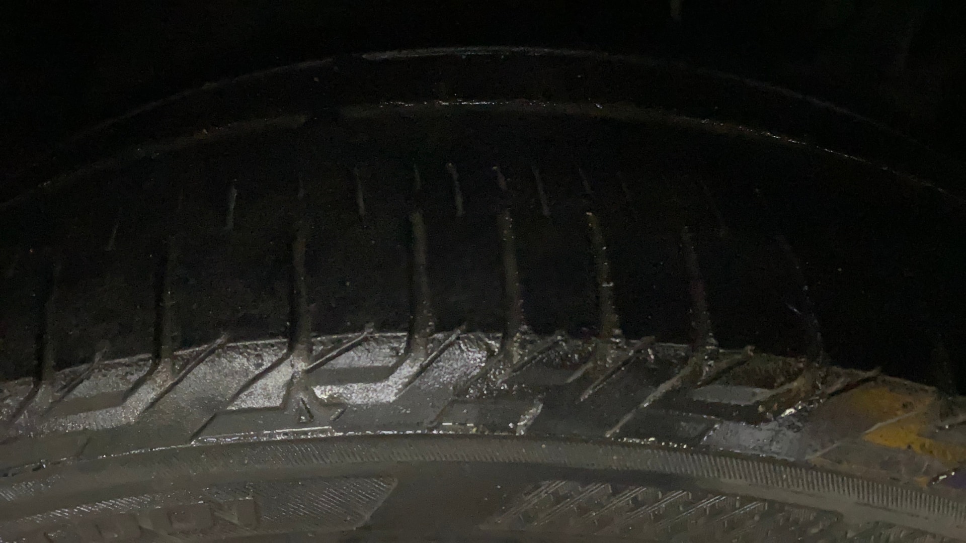 View 2019 Mahindra XUV300 W4 Petrol BS IV Image 24 Used 2019 Mahindra XUV300 W4 Petrol BS IV Image 24