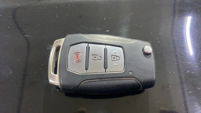 View Mahindra XUV300 Image 18 Used Mahindra XUV300 Image 18