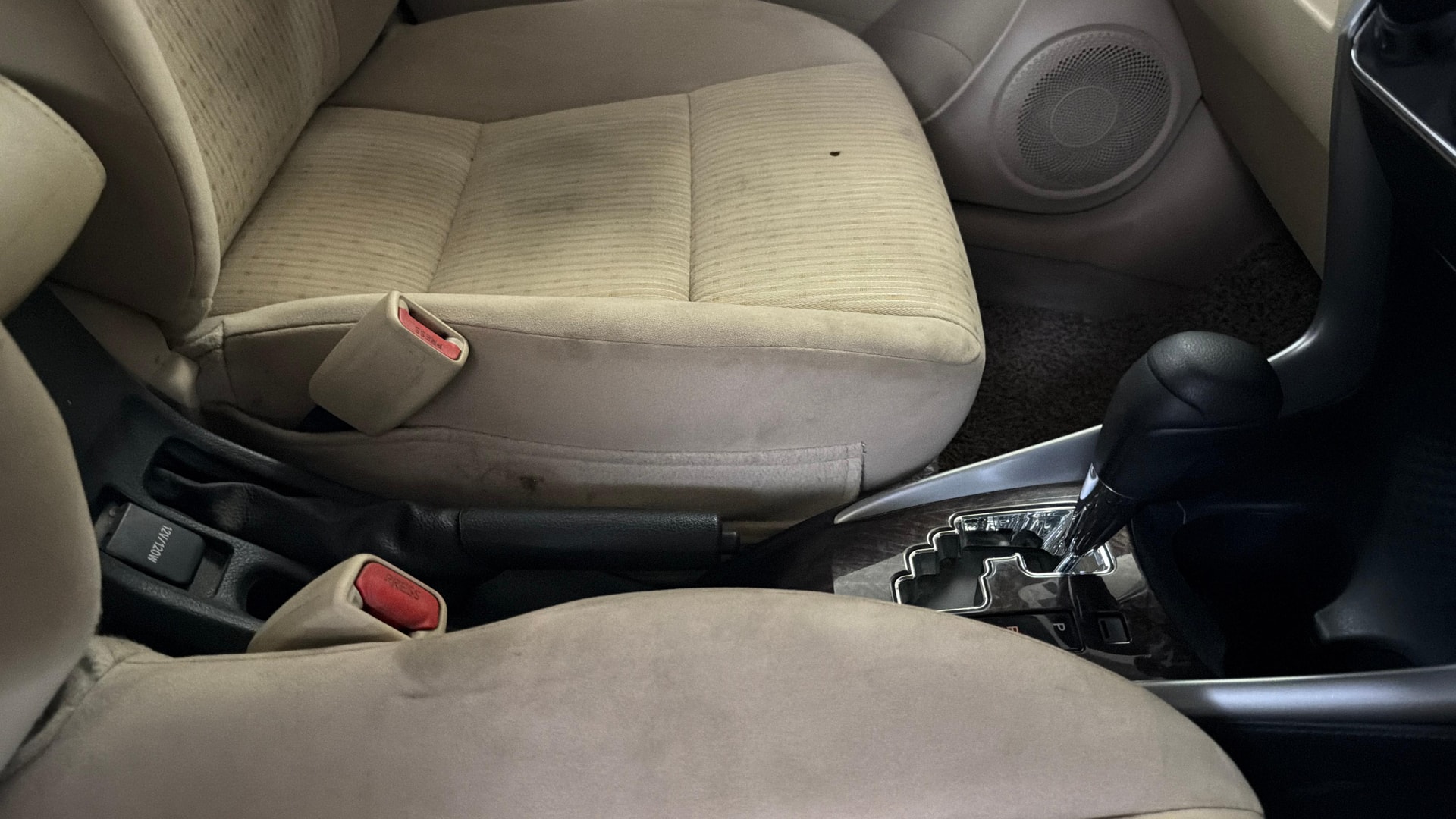 View 2019 Toyota Yaris J CVT Image 37 Used 2019 Toyota Yaris J CVT Image 37