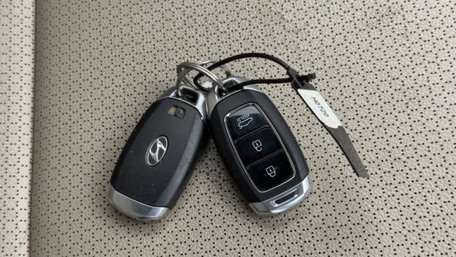 View Hyundai Verna Image 19 Used Hyundai Verna Image 19