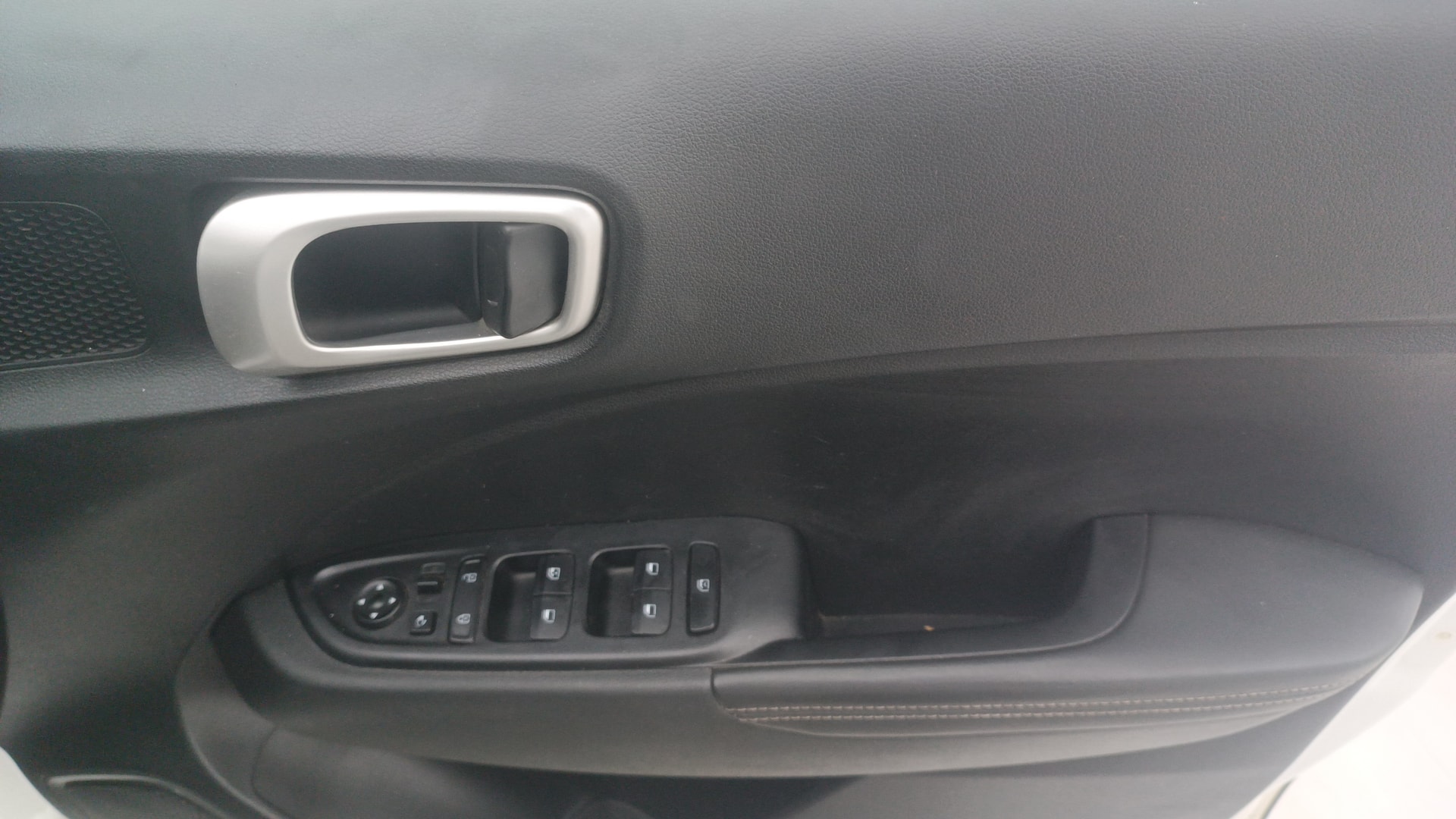 View 2019 Hyundai Venue SX (O) 1.0 Petrol Image 34 Used 2019 Hyundai Venue SX (O) 1.0 Petrol Image 34
