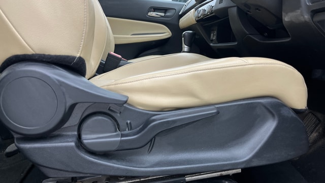 View Honda City ZX Image 11 Used Honda City ZX Image 11