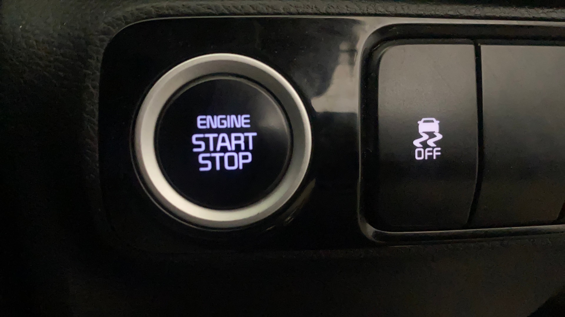 View 2023 Kia Sonet HTK Plus iMT Petrol Image 38 Used 2023 Kia Sonet HTK Plus iMT Petrol Image 38