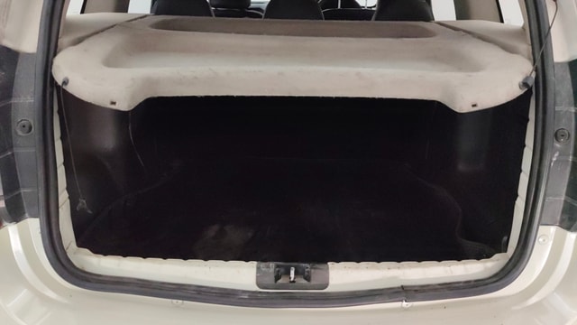 View Renault Duster Image 10 Used Renault Duster Image 10