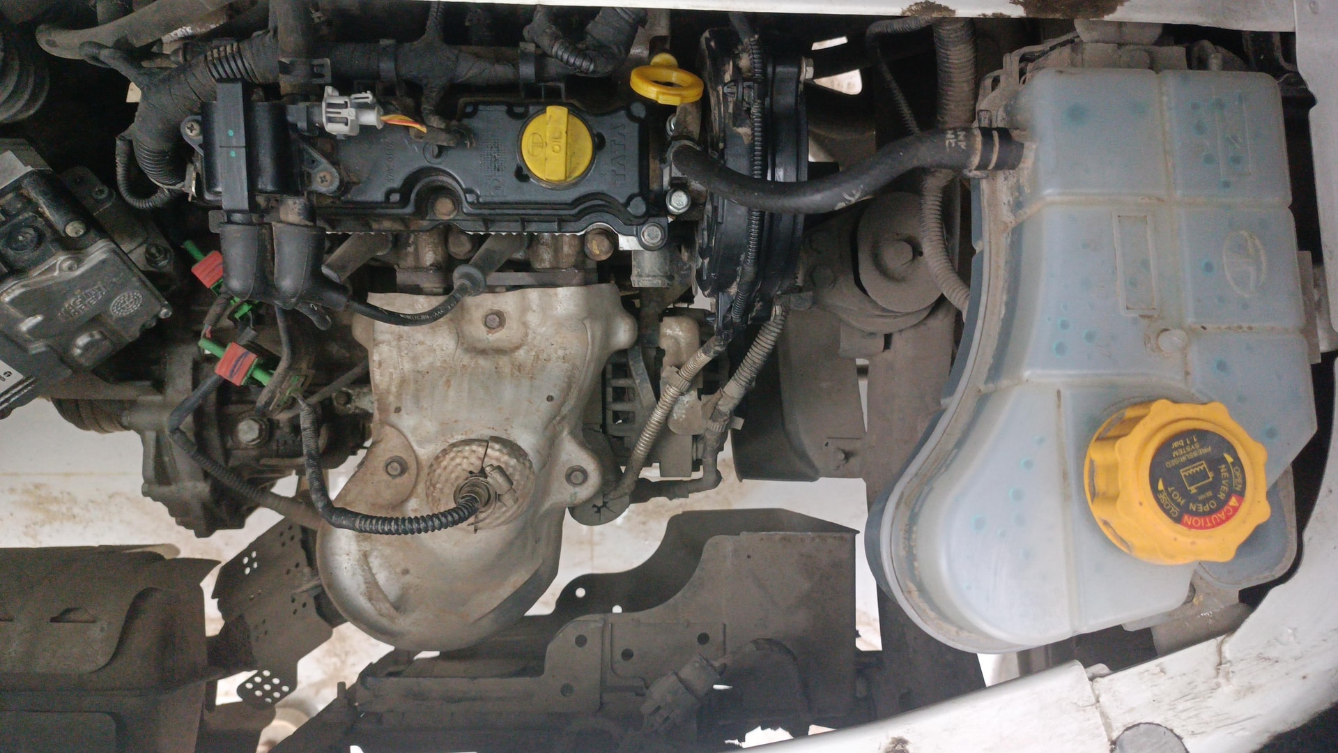 View 2016 Tata Nano Twist XT Image 13 Used 2016 Tata Nano Twist XT Image 13