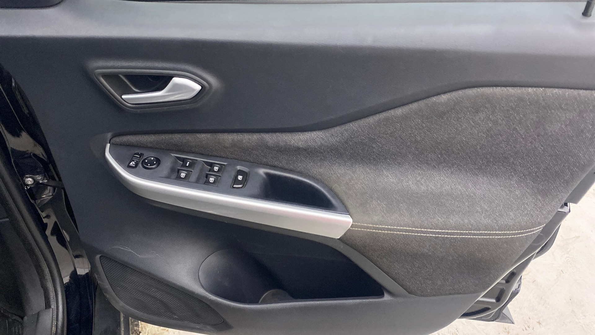 Used 2023 Nissan Magnite Used 2023 Nissan Magnite
