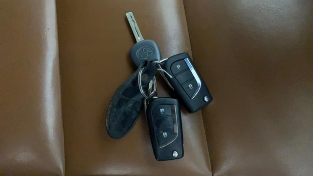 View Toyota Innova Crysta Image 28 Used Toyota Innova Crysta Image 28