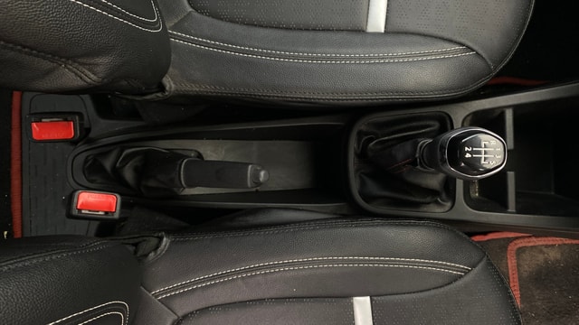 View Renault Kwid Image 38 Used Renault Kwid Image 38