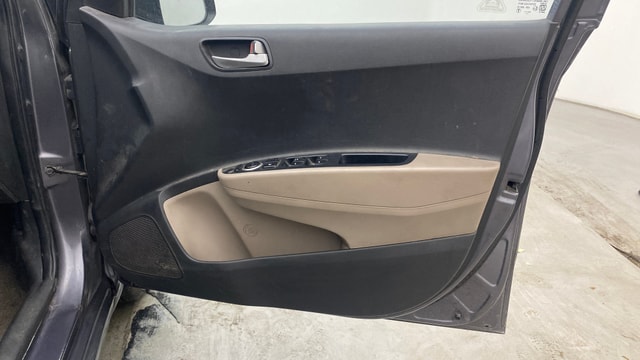 View Hyundai Grand i10 Image 32 Used Hyundai Grand i10 Image 32