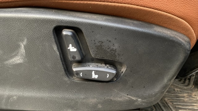 View MG Hector Plus Image 20 Used MG Hector Plus Image 20