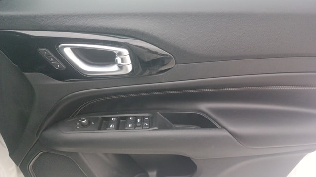 View Jeep Compass Image 34 Used Jeep Compass Image 34