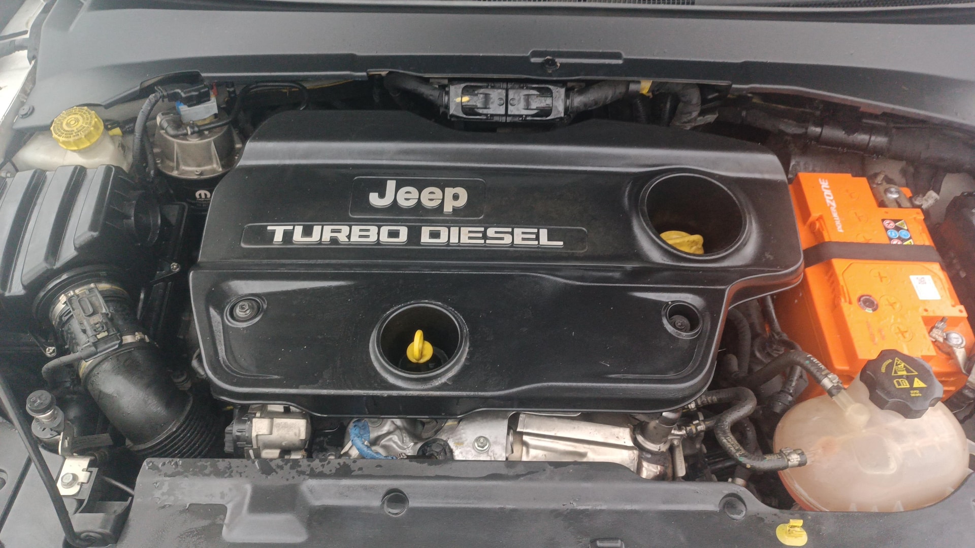 View 2023 Jeep Compass Limited 1.4 Multi AIR Petrol DDCT AT BS IV Image 43 Used 2023 Jeep Compass Limited 1.4 Multi AIR Petrol DDCT AT BS IV Image 43