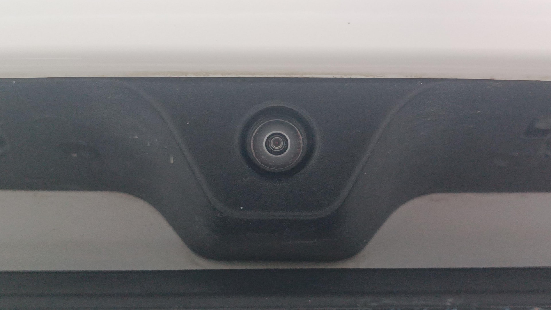 View 2023 Jeep Compass Limited 1.4 Multi AIR Petrol DDCT AT BS IV Image 23 Used 2023 Jeep Compass Limited 1.4 Multi AIR Petrol DDCT AT BS IV Image 23