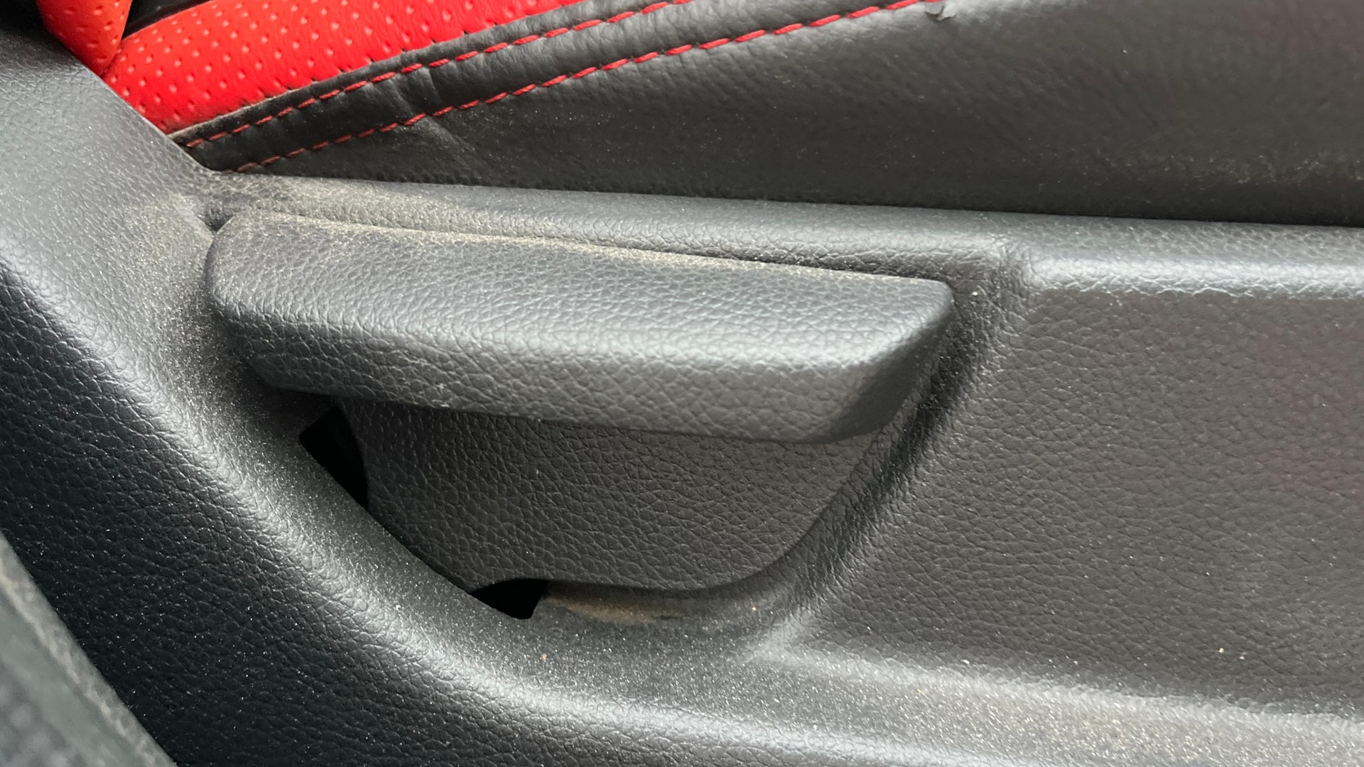 View 2018 Hyundai EON Era Plus Image 18 Used 2018 Hyundai EON Era Plus Image 18