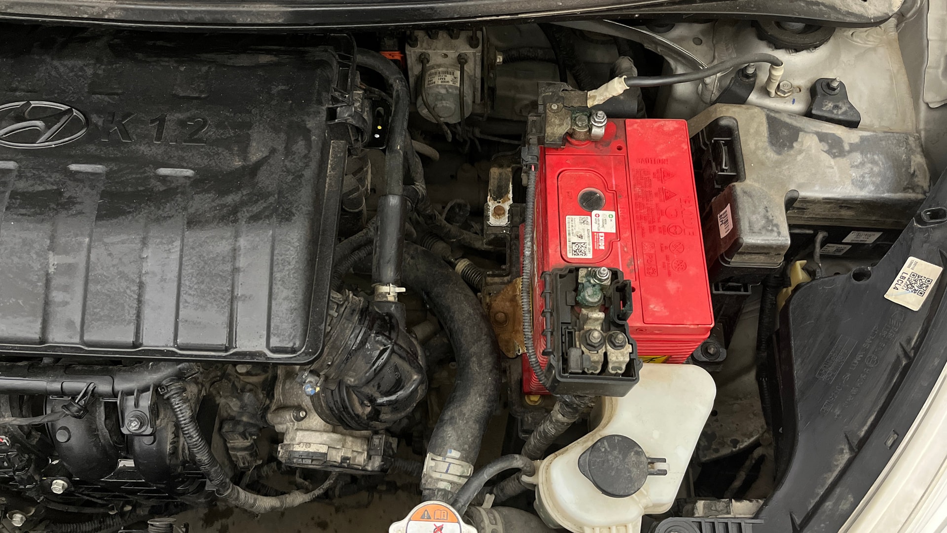 View 2019 Hyundai Grand i10 Sportz 1.2 Kappa Image 13 Used 2019 Hyundai Grand i10 Sportz 1.2 Kappa Image 13