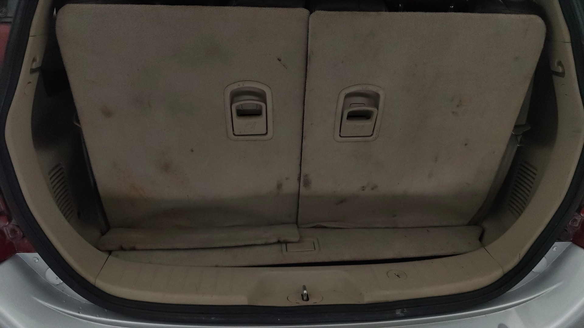 View 2015 Mahindra XUV500 W10 FWD Image 7 Used 2015 Mahindra XUV500 W10 FWD Image 7