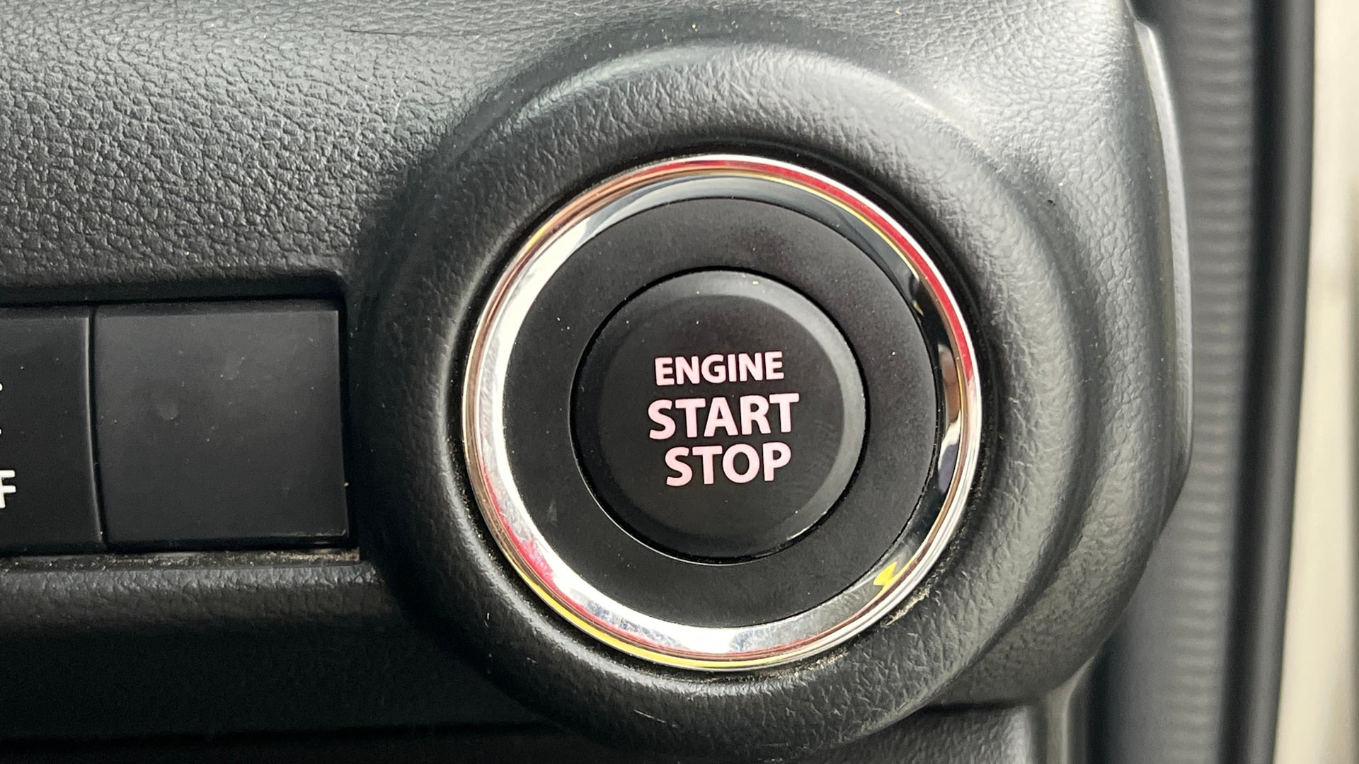 View 2024 Maruti Suzuki 1000 Base Variant Image 34 Used 2024 Maruti Suzuki 1000 Base Variant Image 34