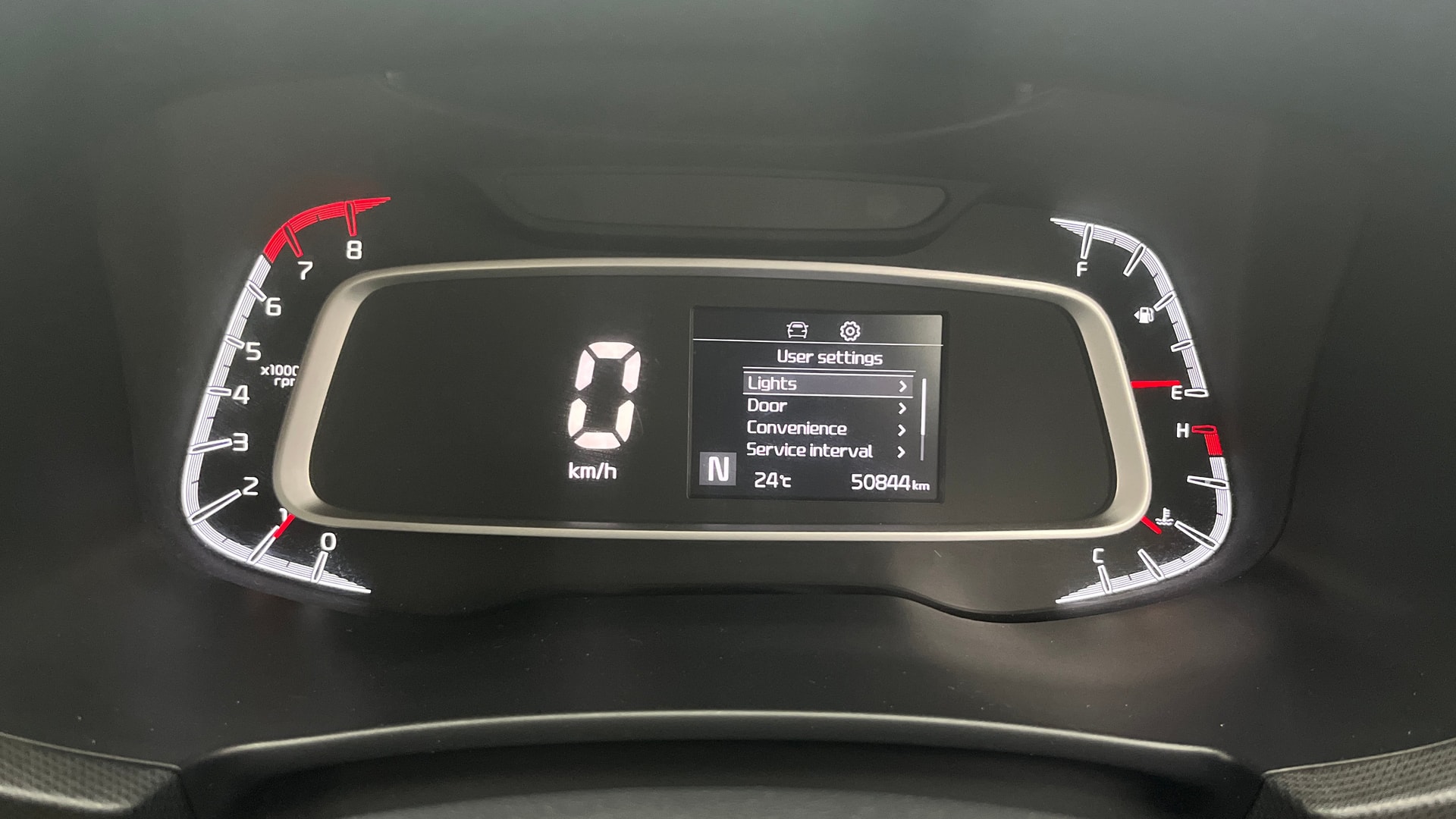 View 2020 Kia Sonet HTX iMT Petrol Image 37 Used 2020 Kia Sonet HTX iMT Petrol Image 37