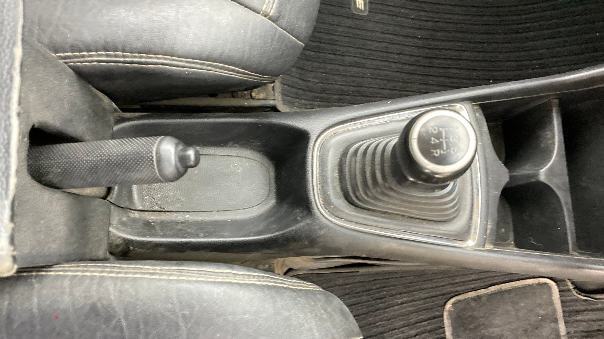 View 2021 Honda Amaze E MT Petrol BS IV Image 37 Used 2021 Honda Amaze E MT Petrol BS IV Image 37