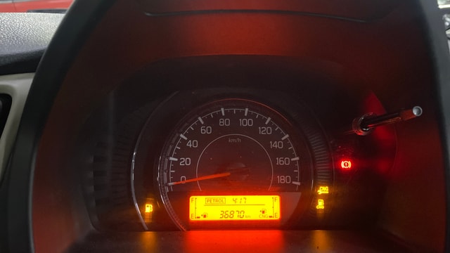 View Maruti Suzuki 1000 Image 33 Used Maruti Suzuki 1000 Image 33