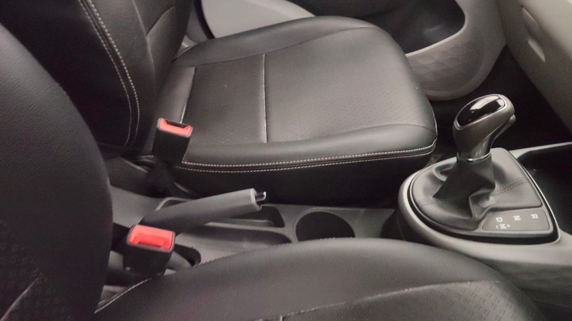 View 2020 Hyundai Grand i10 Nios Sportz Petrol AMT Image 38 Used 2020 Hyundai Grand i10 Nios Sportz Petrol AMT Image 38