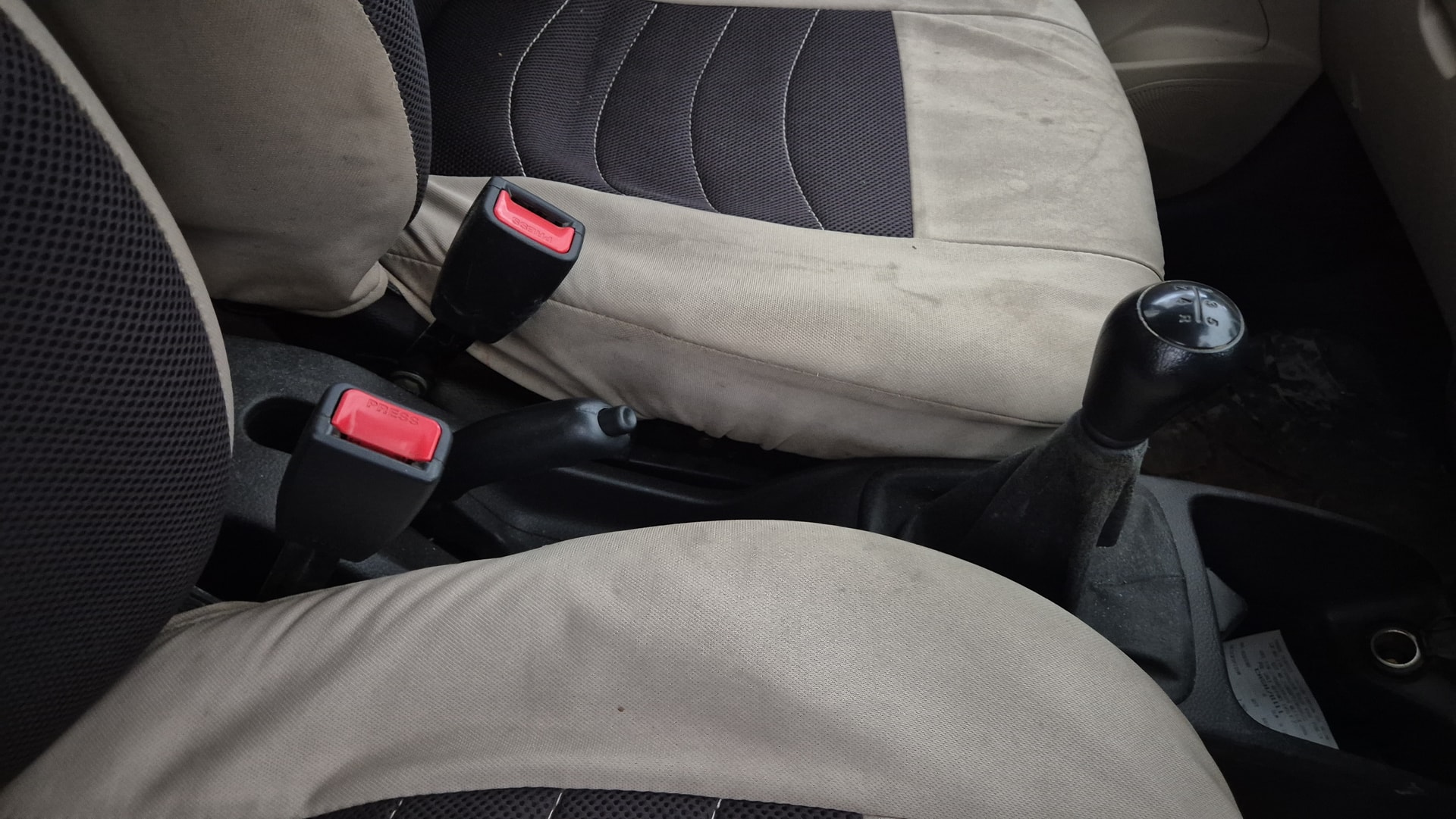 View 2014 Hyundai EON Magna Plus Image 37 Used 2014 Hyundai EON Magna Plus Image 37