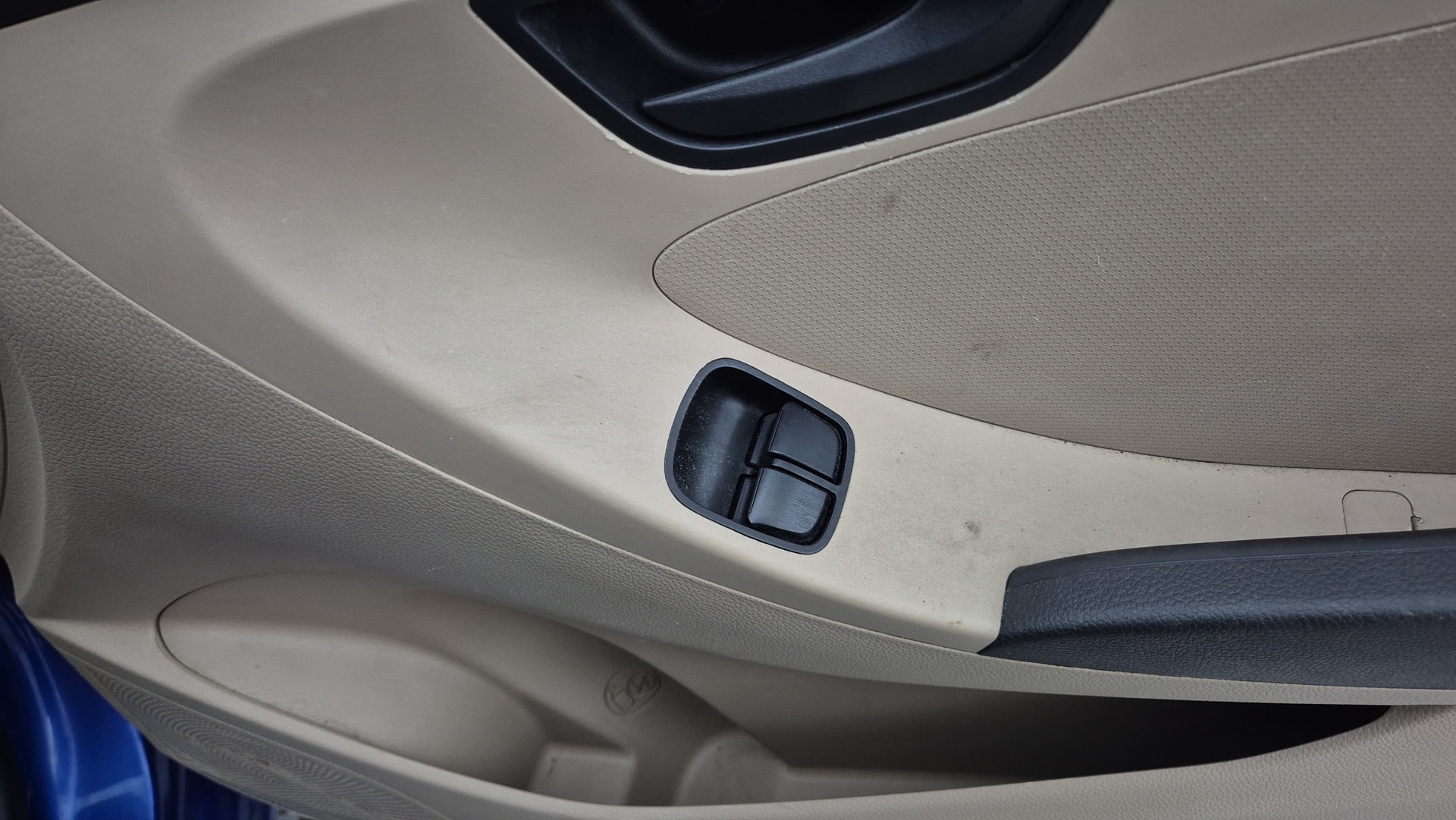 View 2014 Hyundai EON Magna Plus Image 32 Used 2014 Hyundai EON Magna Plus Image 32