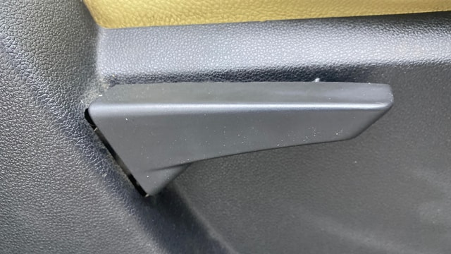 View Mahindra KUV100 Image 18 Used Mahindra KUV100 Image 18