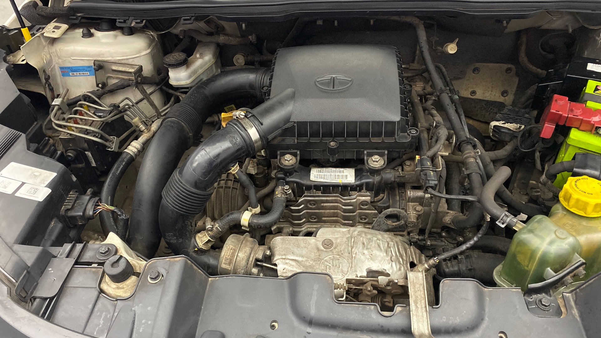 View 2021 Tata Nexon Revotron XE Image 4 Used 2021 Tata Nexon Revotron XE Image 4