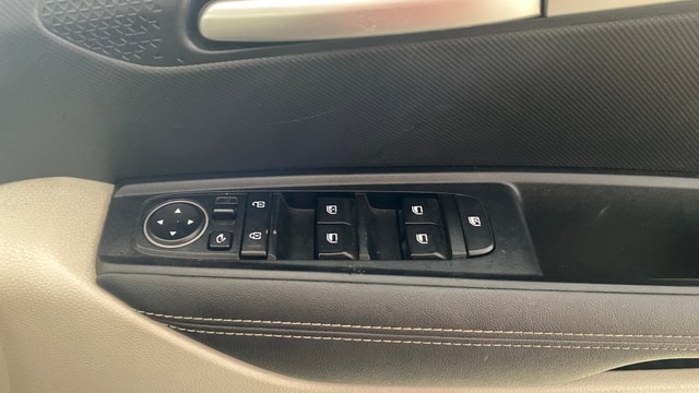 View Kia Sonet Image 35 Used Kia Sonet Image 35