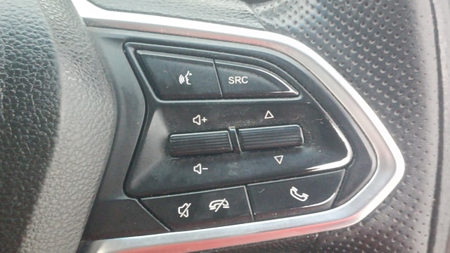 View MG Hector Plus Image 3 Used MG Hector Plus Image 3