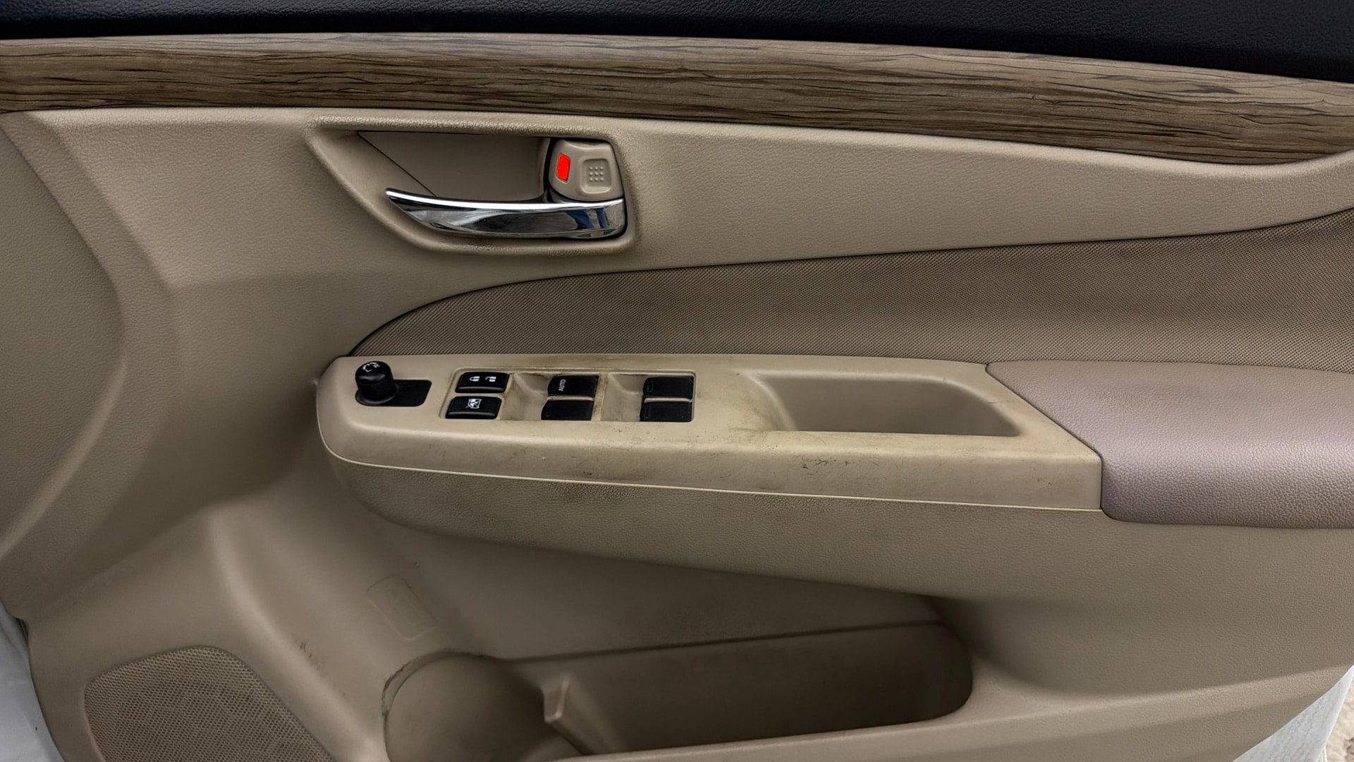 View 2019 Maruti Suzuki 1000 Base Variant Image 33 Used 2019 Maruti Suzuki 1000 Base Variant Image 33