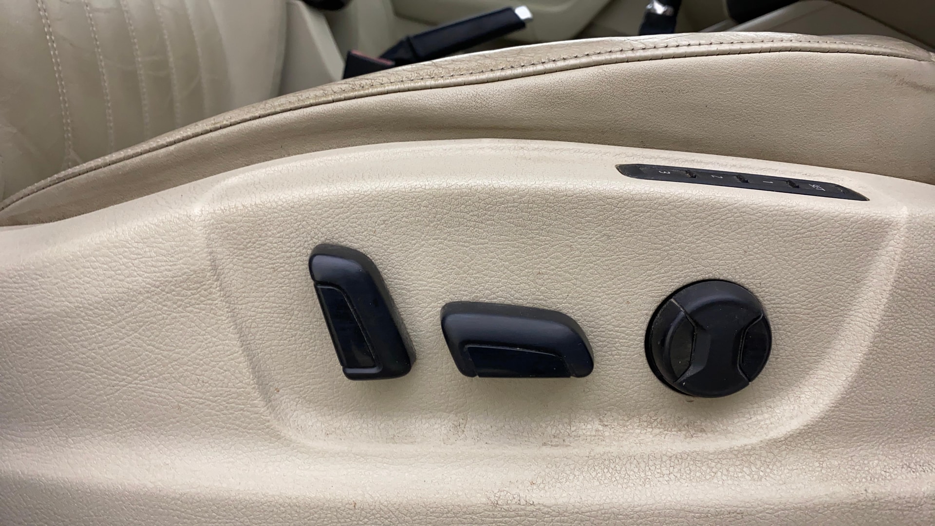 View 2019 Skoda Octavia 1.8 Style Plus TSI AT Image 11 Used 2019 Skoda Octavia 1.8 Style Plus TSI AT Image 11