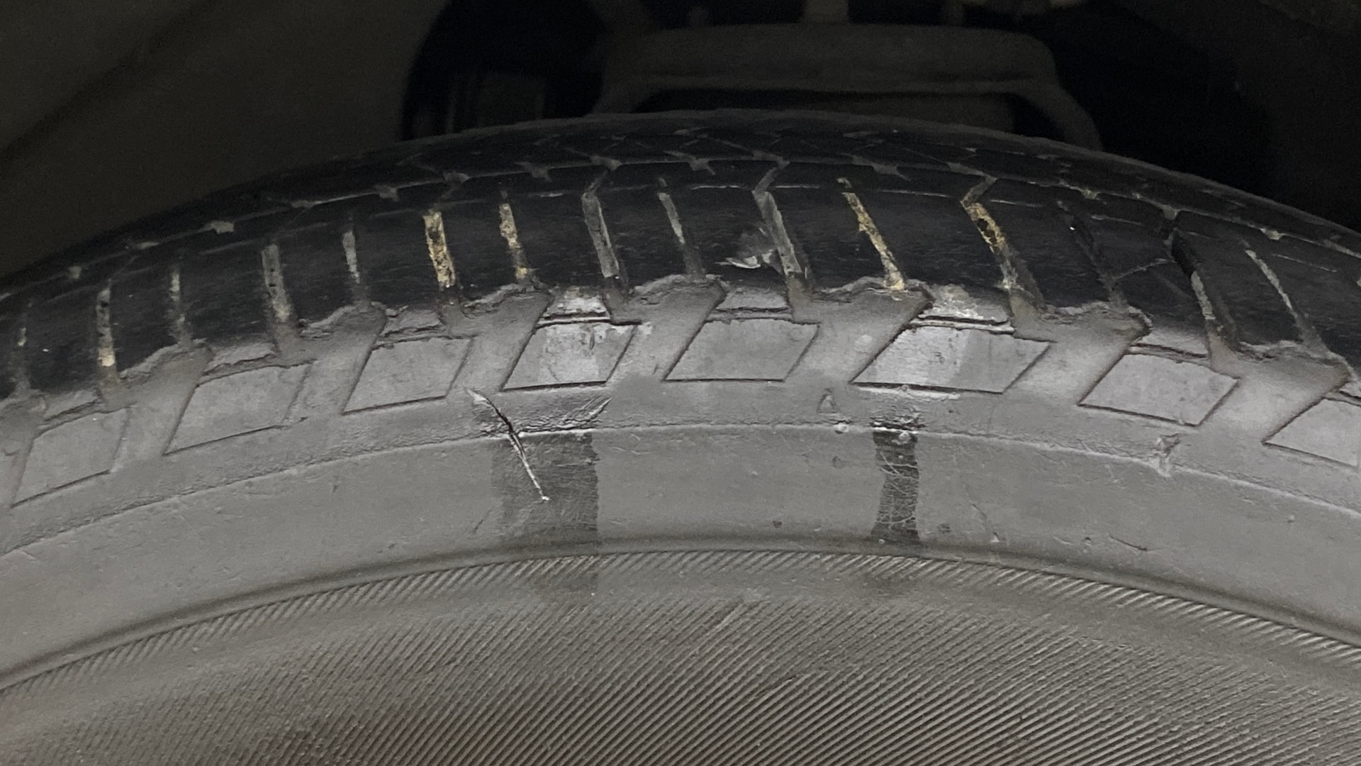 Used 2019 Mahindra Alturas G4 Used 2019 Mahindra Alturas G4