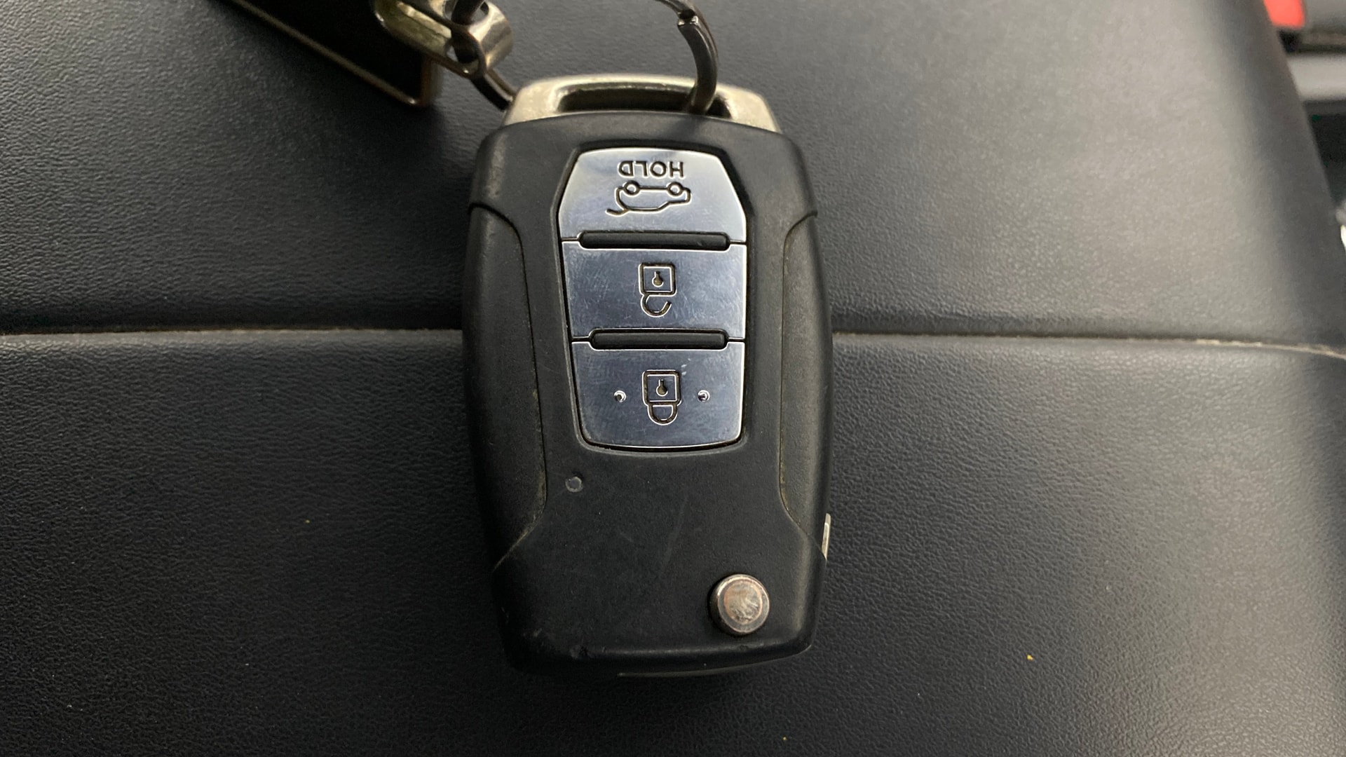 Used 2019 Mahindra Alturas G4 Used 2019 Mahindra Alturas G4