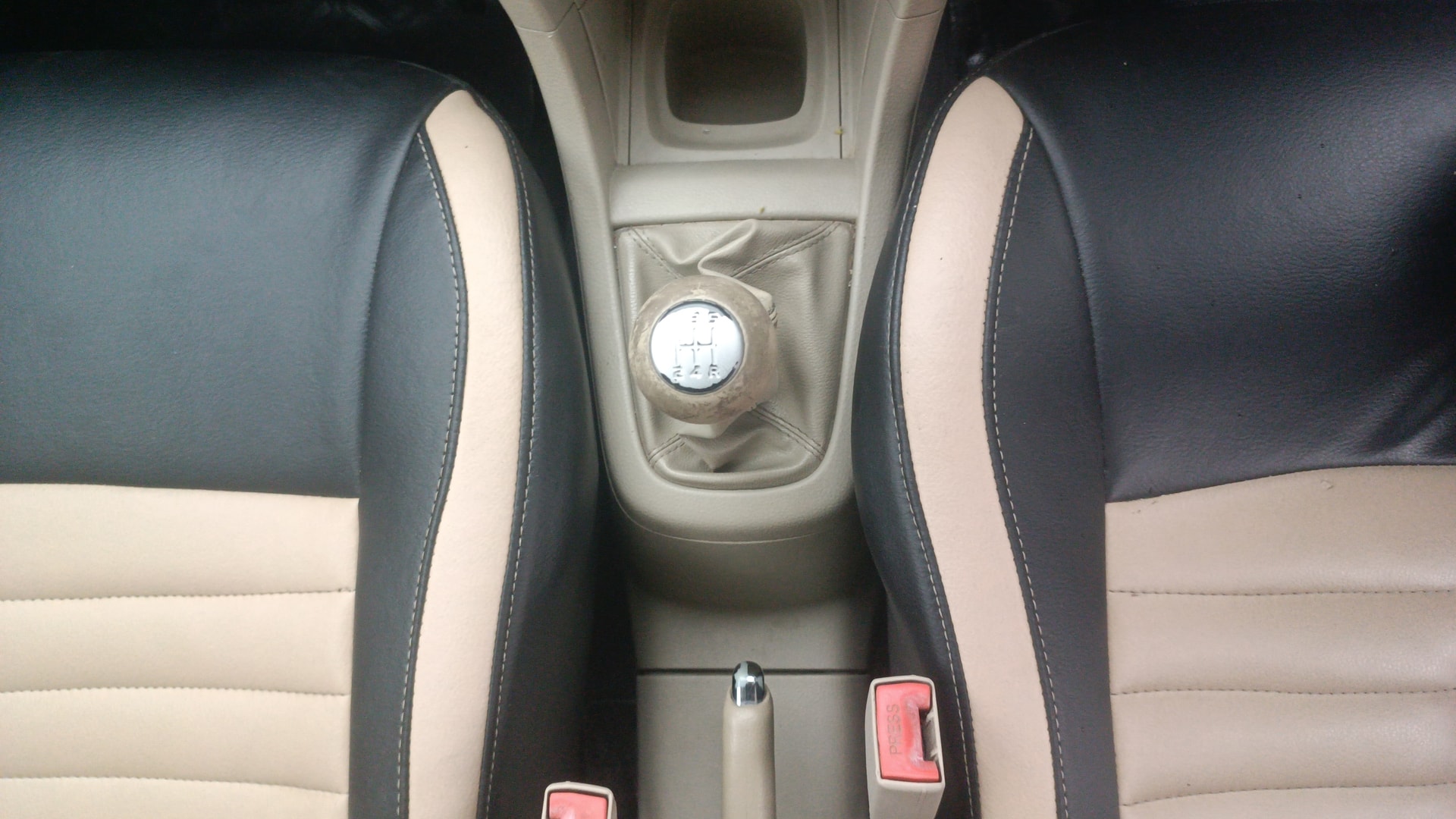 View 2014 Maruti Suzuki 1000 Base Variant Image 40 Used 2014 Maruti Suzuki 1000 Base Variant Image 40