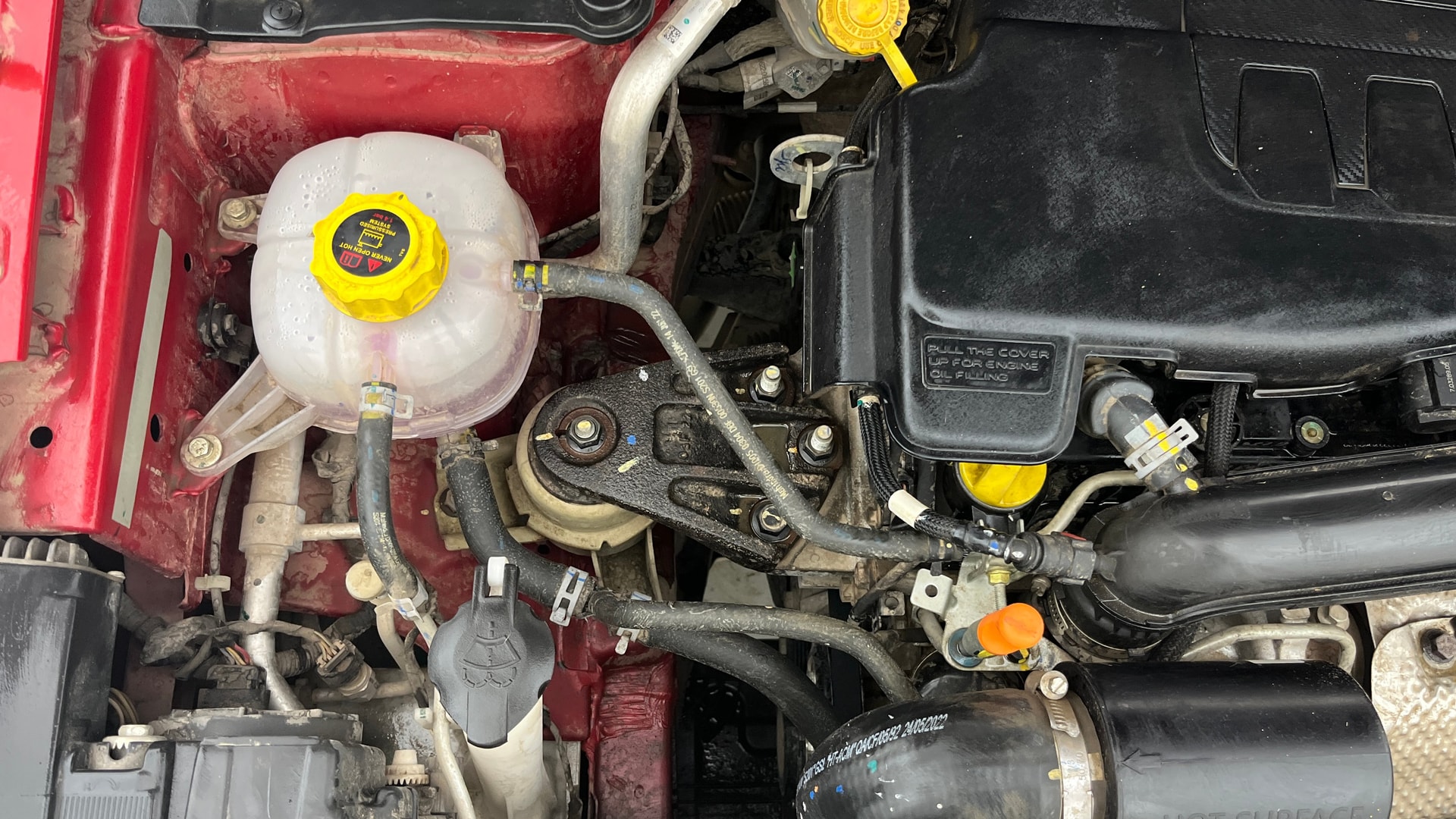 Used 2022 Mahindra XUV300 Used 2022 Mahindra XUV300